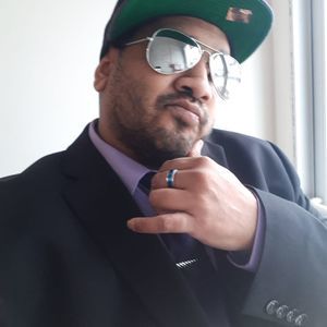 Meet your Posher, Christopher